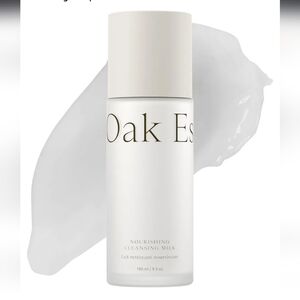 NIB! Oak Essentials Nourishing Cleansing Milk 5 Fl Oz